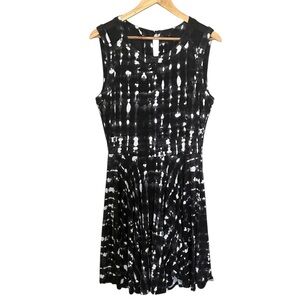 Cynthia Rowley•Tie Dye A Line Dress Back Netting Detail Dress